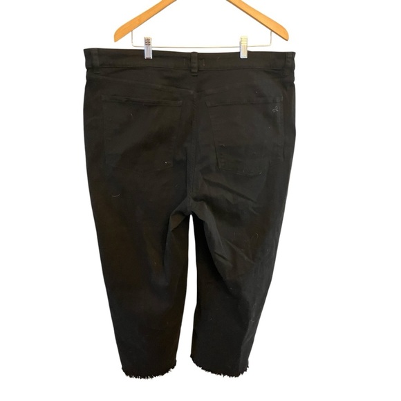 Black Wide Leg Jeans Plus Size - Picture 3 of 12